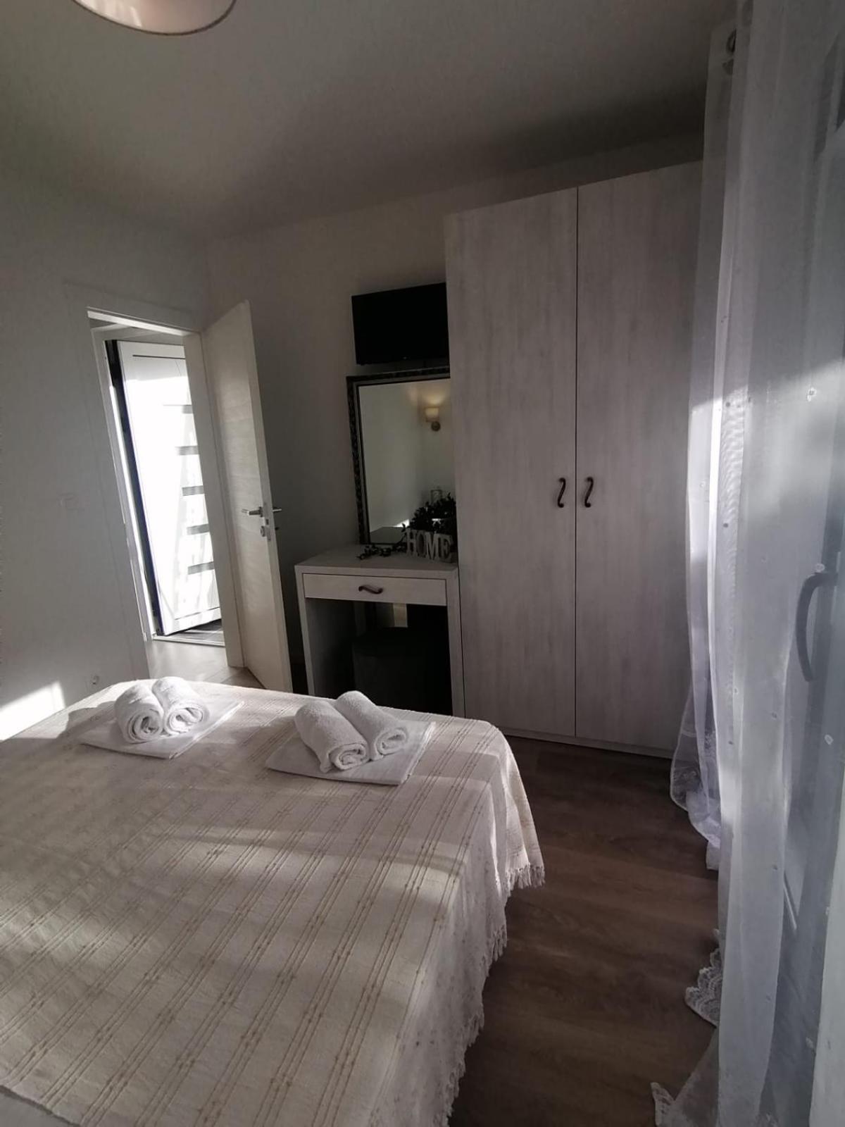 Apartmani Zoric Vodice Phòng bức ảnh
