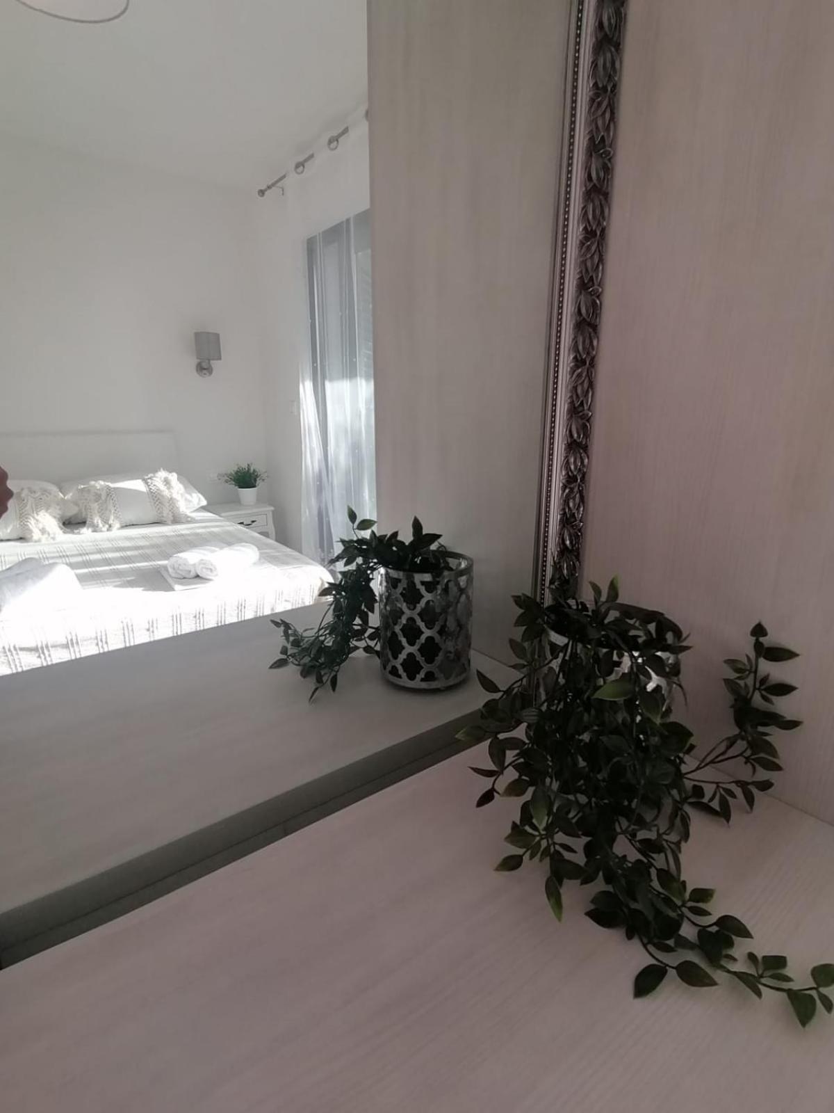 Apartmani Zoric Vodice Phòng bức ảnh