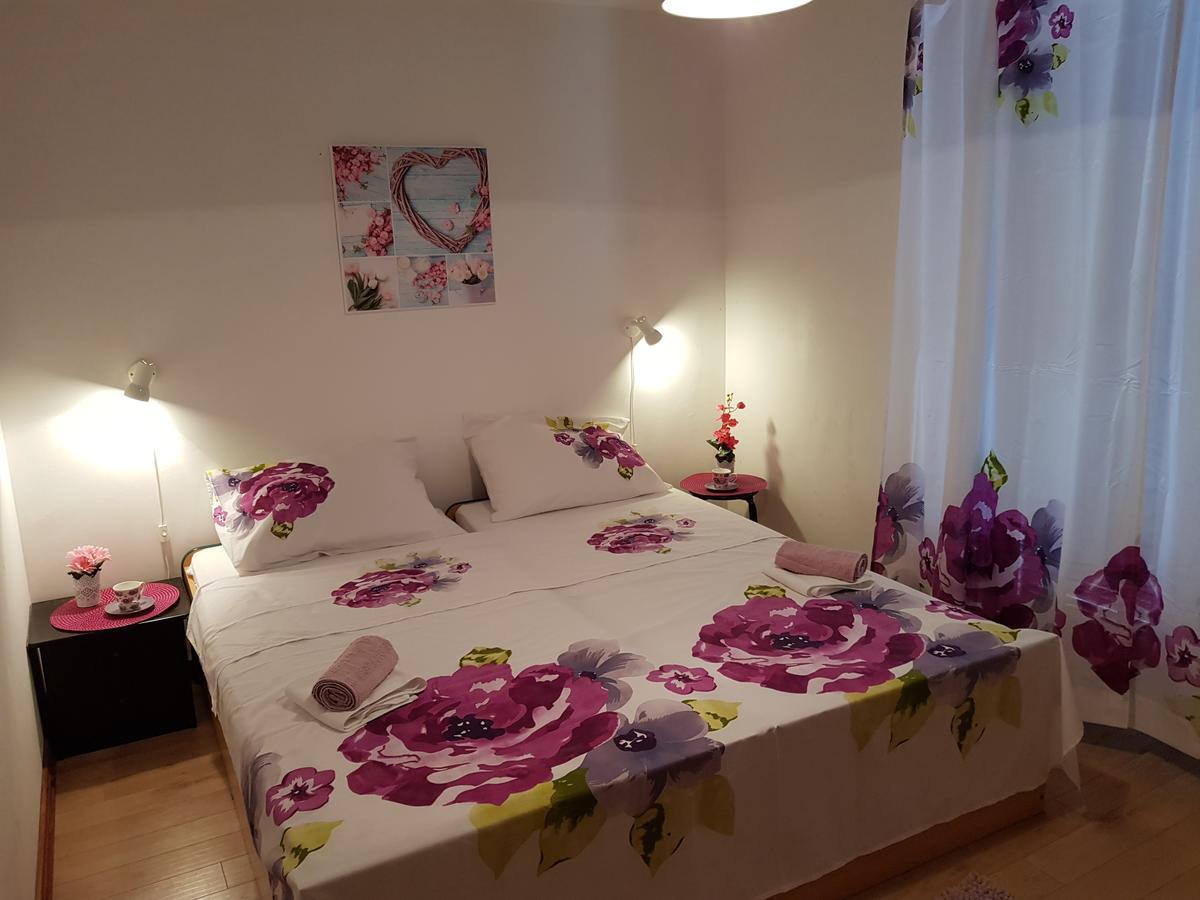 Apartmani Zoric Vodice Ngoại thất bức ảnh