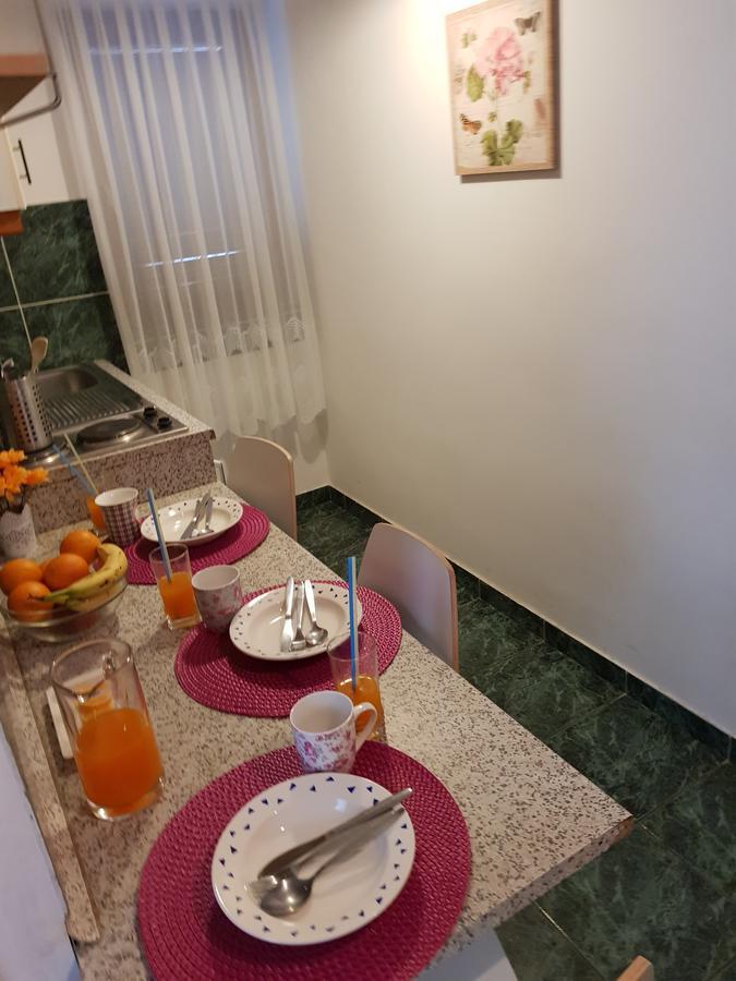 Apartmani Zoric Vodice Ngoại thất bức ảnh