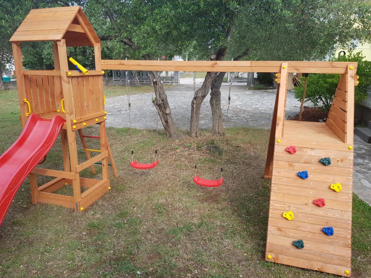 Apartmani Zoric Vodice Ngoại thất bức ảnh